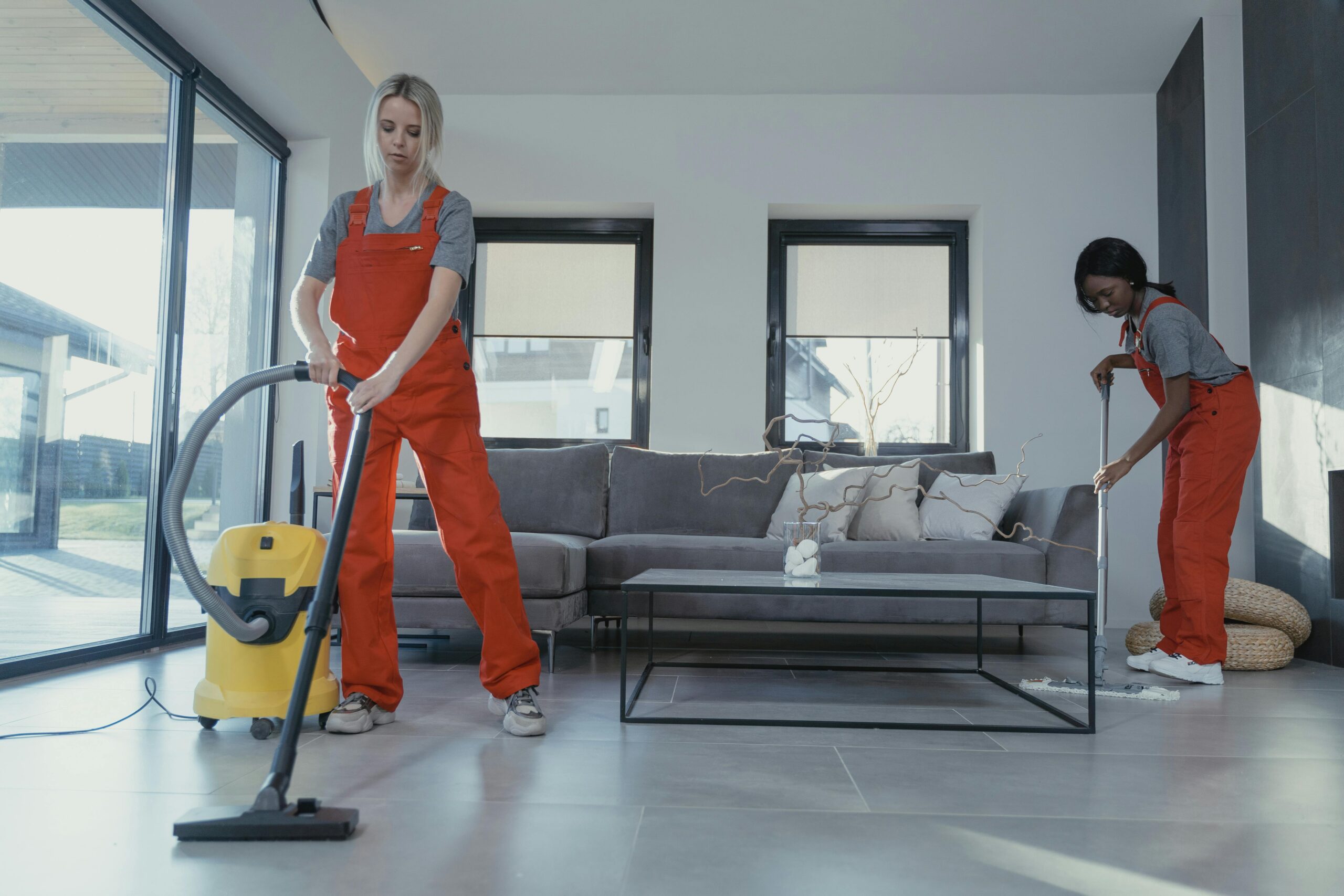 Cleaning Services for Homes and Offices: A Complete Guide